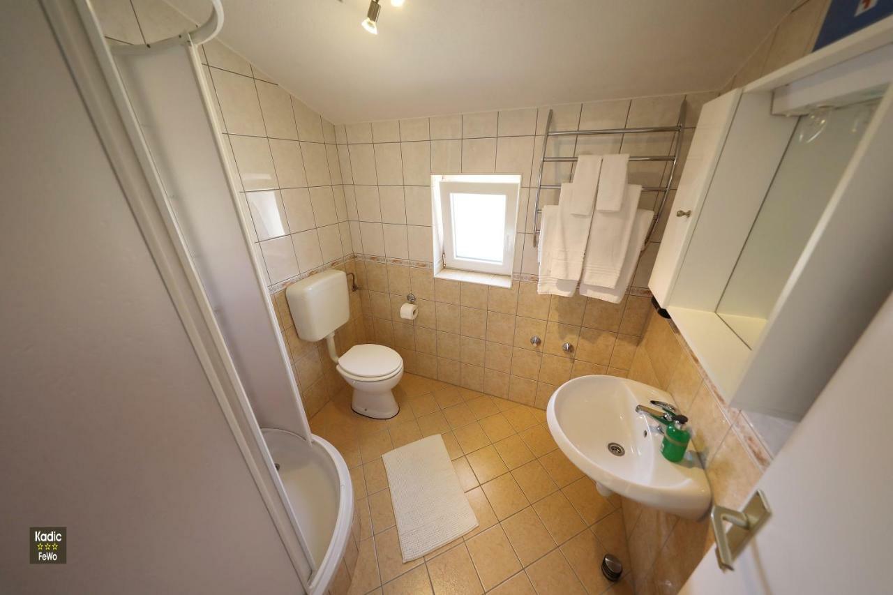 Apartment Josip Vir Exterior photo